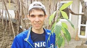 Avocados are one of the wonderful fruits of summer. Repotting Avocado Tree Youtube