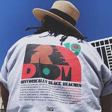 Pin By Lucia Torrens On Global Tee Database Fashion Photoshoot Retro Tee Baby Fashion