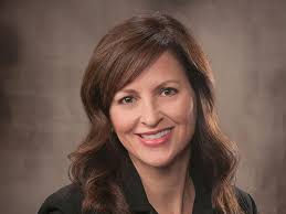 Lisa Mork's Instagram, Twitter & Facebook