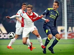 Maybe you would like to learn more about one of these? Ook Rkc Is Spekkoper Bij Toekomstige Transfer Frenkie De Jong Willem Ii Bd Nl