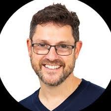 Robert Bonifacio's Instagram, Twitter & Facebook