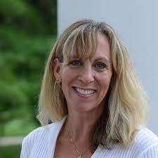 Hood Alumna ALonna Soward '19, M.S.'24, Named 2025 FCPS Teacher of the Year 