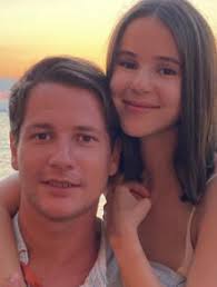 On peut trouver ça rapide" : les confidences de Marina Kaye et son époux  sur leur mariage