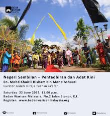 Bagian atap rumah kajang leko ini memiliki keunikan tersendiri yaitu bubungan atap tampak seperti perahu dengan ujung atas yang melengkung. Negeri Sembilan Pentadbiran Dan Adat Kini Badan Warisan Malaysia