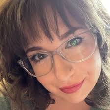 Ashlee Patterson's Instagram, Twitter & Facebook