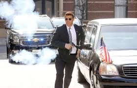 Maybe you would like to learn more about one of these? Bones Die Knochenjagerin S11e17 Die Sunde Im Secret Service The Secret In The Service Fernsehserien De