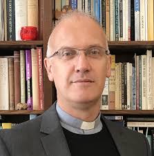 Maurice Elliott's Instagram, Twitter & Facebook