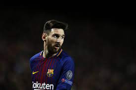 Lionel messi 2000 yil «barselona»ga qo'shilgan bo'lsa, 2003 yildan boshlab asosiy jamoa safida to'p surgan. Qrvaex Yqsjeum