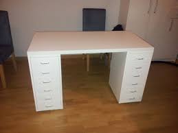 An Affordable Ikea Dressing Table Makeup Vanity Ikea Hackers Vanity Desk Ikea Ikea Makeup Vanity Ikea Vanity Table