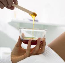 Le poil sera retiré plus facilement et sans douleur. Epilation Comment Faire Soi Meme Sa Cire Au Sucre Puretrend