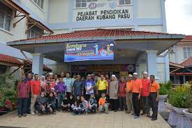 Pejabat pendidikan daerah kuala muda yan km 56, jalan badlishah 08000 sungai petani kedah darulaman. Pejabat Pendidikan Daerah Kubang Pasu