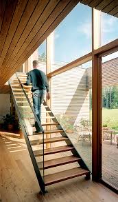 Energiesparhauser Treppe Aus Holz Und Stahl Bild 7 Treppe Haus Bodentreppe Und Treppe