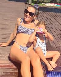 She is well suited for marriage and often becomes a. Felicidade Joana Amaral Dias Mostra Pela Primeira Vez Imagens Do Menino Que Adotou Nacional Flash