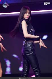 Pin On Korean Kpop Fashion And Makeup 3