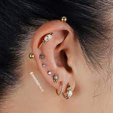 Essential Beauty Australia On Instagram We Are Loving The New Jewellery Styles We Re Getting In Gold Bar Earrings Black Stud Earrings Bar Stud Earrings