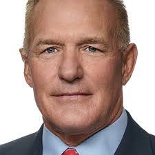 Deron Freeman's Instagram, Twitter & Facebook