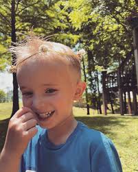 Can someone please edit my hand out of this picture 🫠