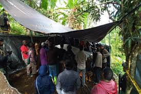 Maybe you would like to learn more about one of these? Lpsk Dampingi Keluarga Korban Saat Autopsi Jenazah Pdt Yeremia Di Intan Jaya Papua