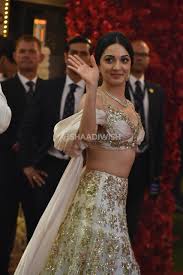 Hillary clinton (c) poses with isha ambani (l) and her mother, nita ambani (r), ahead of wedding ambani graduated from yale in 2014 and has since joined the board of directors of two of the guests for the celebrations, which will bring together two of india's most influential families, have. Ambaniwedding Dulha Is Here And So Are The Guests Waiting For The Bride Now Wedding Pics Bride Indian Wedding