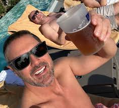 I've been back to the Isle of Fernandos!!! 🏝️ Did a spot of filming for a  new show. 🎥 I was only there for a couple of days but if you're looking