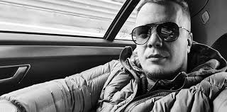 Fekete dávid lyrics with translations: Fekete David Meg Jo Darabig Nem Szabadulhat 168 Hu
