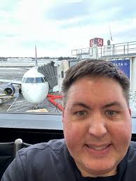 Todd Ledbetter's Instagram, Twitter & Facebook