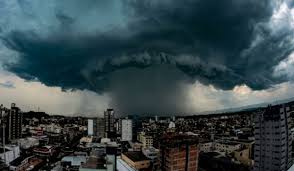 ‘Ciclone Bomba’ pode trazer tempestades e ventos de 100 km/h ao Brasil nos próximos dias