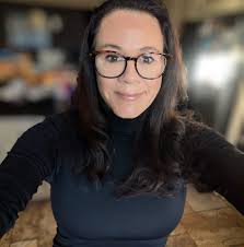 ENTREPRENEUR?!?! The Blox is back, and it's old enough to vote! 🤣 Season  18 is live and is ready for you to binge... 🎯 The Blox is our week-long,  gamified bootcamp where