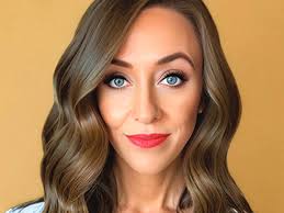 Krystal Pratt • Graphic Design USA