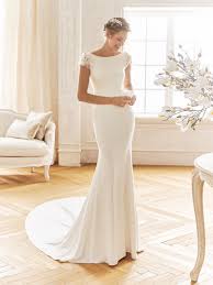 U boot hochzeitskleid ungebundenheit dem stil! Bermudas Elegant Mermaid Wedding Dress With A Bateau Neckline Hochzeitskleid Elegant Brautkleid Braut