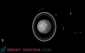 Aufnahme von uranus durch voyager 2 am 24. Was Lernen Wir Uber Uranus Wenn Wir Cassini In Die Ringe Des Saturn Tauchen