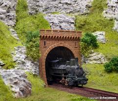 #modellbahn #modelleisenbahn #modelrailroadin einer kleinen videoreihe möchte ich euch zeigen mit welchen materialien ihr ein tunnelportal selber bauen. N Tunnelportal Eingleisig 2 Stuck Dekoration Und Gestaltung Spur N Sortiment Viessmann Modelltechnik Gmbh