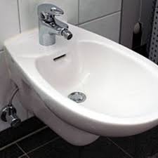 After a shower or bath, leave the bathroom fan running or open the window until the steam dissipates and the walls and floor are dry. How Do Muslims Clean Their Bums After Poop Hubpages