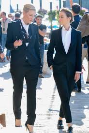 Women In Menswear Suicideblonde Cate Blanchett And Emily Blunt Kostym Kostymbyxor Kvinnor