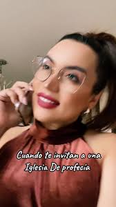 CUANDO TE INVITAN A UNA IGLESIA DE PROFECÍA #profecia #cristianosentiktok  #humorcristiano #humortiktok🤣😜😅😂🤪 #hijadedios #risasjajaja #siervo  #siervas