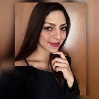 60+ perfiles de «Karla San»