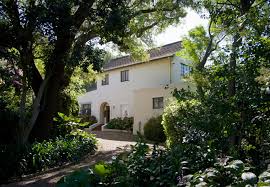 Statut conversion co/cc or cc/co. Rhodes Memorial In Rosebank Cape Town