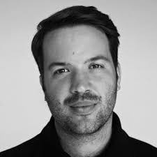 Luis Dunn's Instagram, Twitter & Facebook