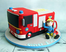 Birthday Cake On Fire Cartoon Fireman Sam Cake Fireman Sam Cake Firetruck Cake Fire Engine Cake