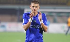 Зріст 180 см, вага 71 кг. Mikolenko Mozhe Perejti Do Francuzkogo Klubu Futbol Champion Com Ua