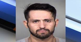 PD: Man seen exposing self to girls at PHX park