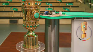 Bayern und der bvb erwischen dabei lösbare aufgabe. Dfb Pokal Auslosung Am Sonntag Im Deutschen Fussballmuseum Fussball Schalke 04