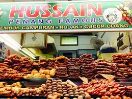 Oleh kerana saya rekemenkan tempat makan yang sedap, tuh yang abang ipar saya belanja tuh…lagilah berbaloi sebab dapat makan free, sedap pulak tuh…hehe. Nah Senarai Pasembur Terbaik Di Penang Saji My