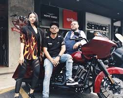 A superbike enthusiast, bidin manages to buy his dream bike after stumbling across a bag of money in a dead man's car. Tgv Cinemas We Had Such A Blast Meeting The Amazing Cast Facebook