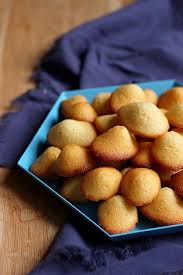 Les Meilleures Mini Madeleines Natures Gourmandiseries Blog De Recettes De Cuisine Simples Et Gourmandes Projects To Try Recette Recette Madeleine Et