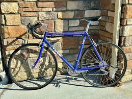 Image result for Bleu Moyen 1990 ARO