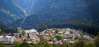 Sinaia, ploiesti, busteni, azuga, slanic, campina, breaza, cheia, valenii de muntesi valea doftanei. Peste 100 Locuri De Vizitat In Prahova Obiective Turistice Judetul Prahova Locuri Faine