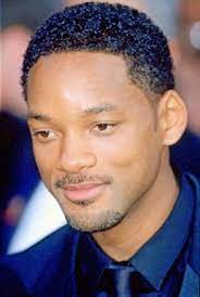 Image Result For Best Short Haircut For Men With Curly Hair Menshairstylesshort Manner Haarschnitt Kurz Manner Haarschnitt Namen Lockiges Haar Jungs