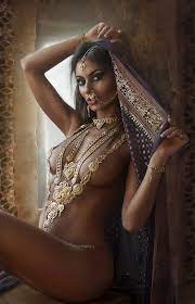 Indian Nude Models - 81 photos