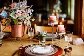 Möchten sie die atmosphäre auf einer feier mit lebensfreude und vielen weiteren positiven emotionen füllen? Hochzeit Tischdeko Kupfer Gesteck Pastell Sukkulente 2 Hochzeitsdekoration Hochzeitsdeko Hochzeit Deko